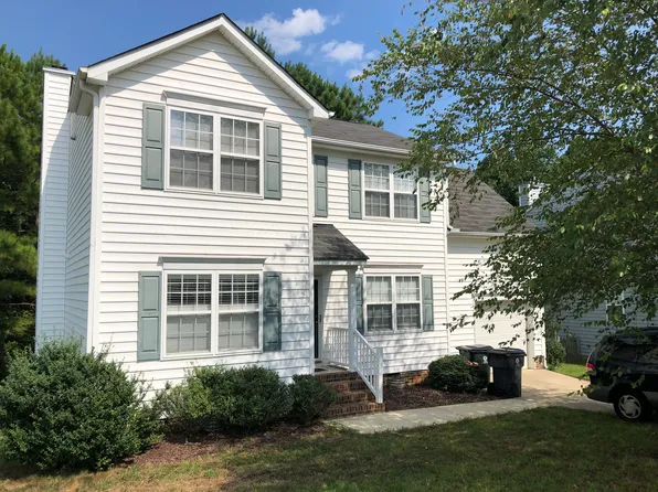 124 Fairford Dr, Holly Springs, NC 27540