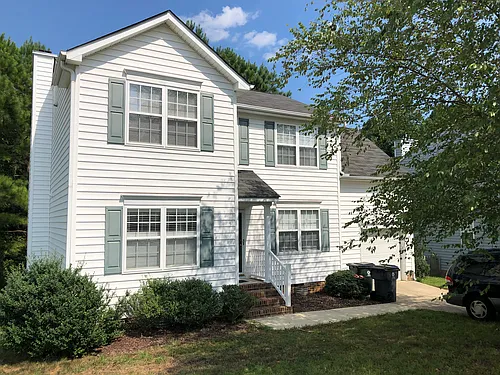 124 Fairford Dr Photo 1