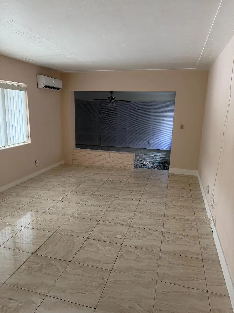 1 Esplanade Drive — Photo 1