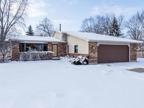 3rd image of 4460 Oriole Ct