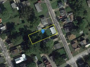 737 N 4th St, Sainte Genevieve, MO 63670