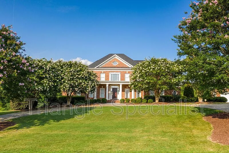 Building Photo - 6028 Crescent Knoll Dr