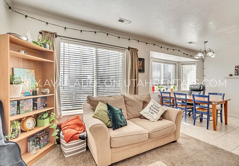 528 N 720 E #216-1 — Photo 6