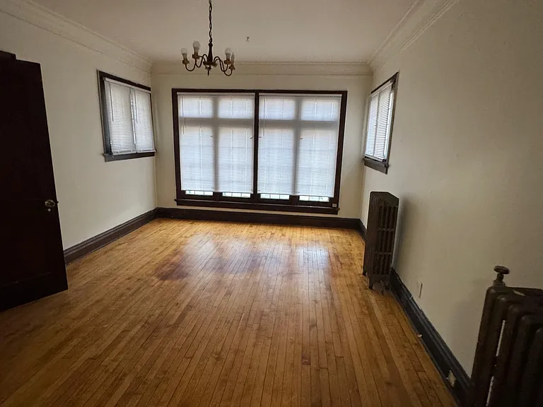 823 S 22nd St #1 — Photo 4