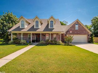 3272 Clover Hill Ln, Benton, AR 72015