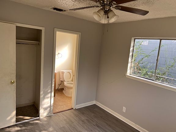 3rd image of 5602 Kingswood St
