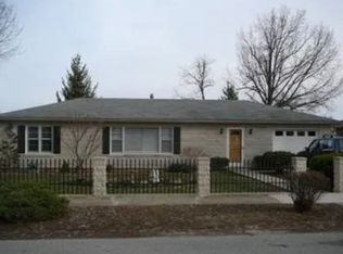 307 Hillcrest Dr, Versailles, KY 40383