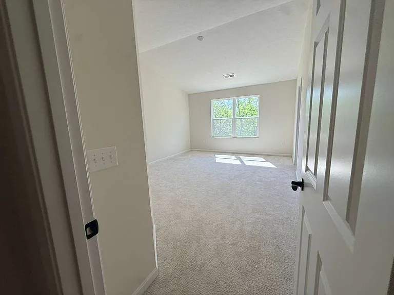 7231 Grandway Dr — Photo 18