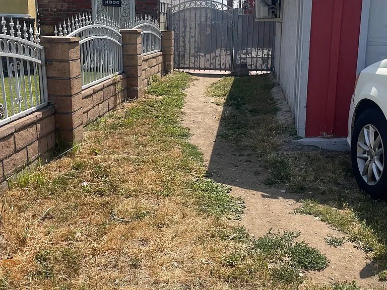 N Pampas Ave — Photo 8