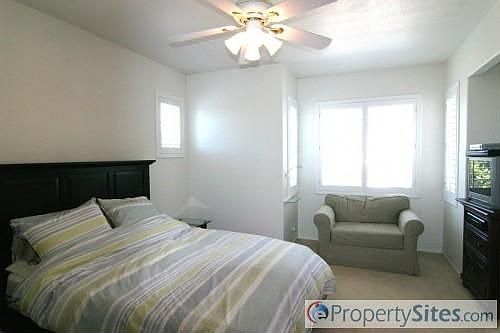5th image of 2410 Sunningdale Dr