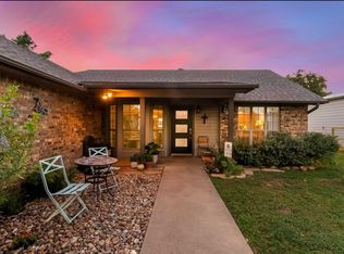 215 White Brush Dr, Kingsland, TX 78639