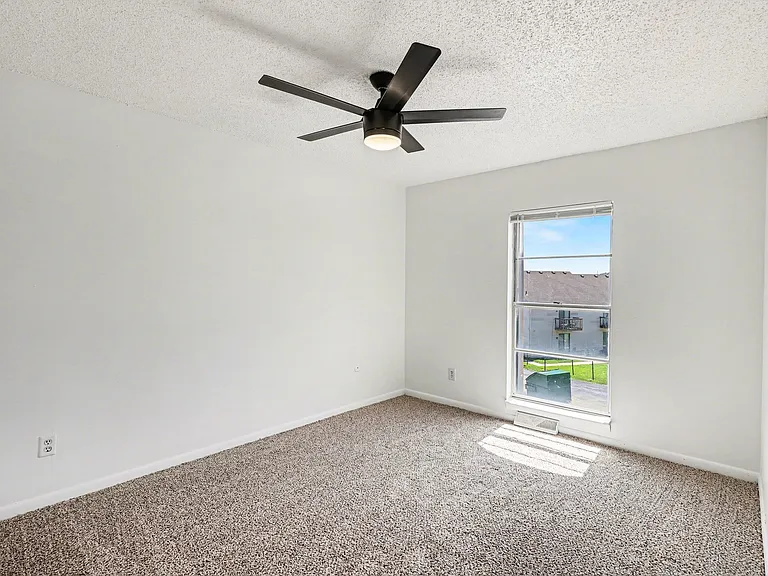 Apartments at Georgetown — Photo 9