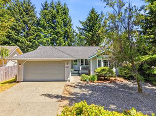 654 Woodland Loop NE, Ocean Shores, WA 98569