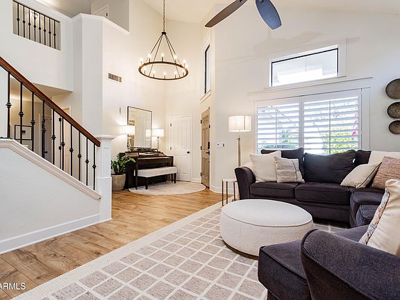 5th image of 3825 E IRWIN Avenue