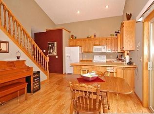 9483 Stoneridge Ct, Monticello, MN 55362