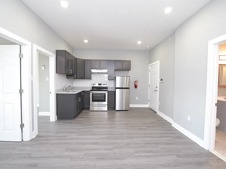 4665 Paul St #1 — Photo 7