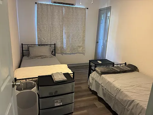 820 Coleman St Photo 1