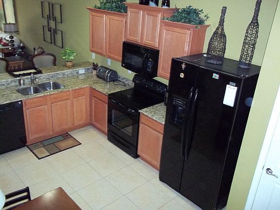 5th image of 312 Bluewater Falls Ct