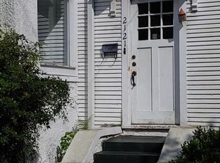 2121 Pine St, New Orleans, LA 70118