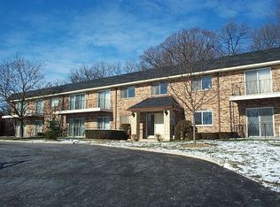191 Hillcrest Ter APT 1D, Bloomingdale, IL