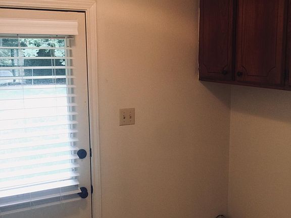 3rd image of 10820 Kiamichi Dr