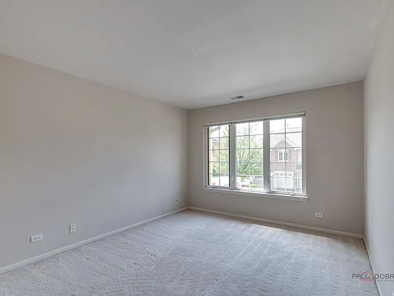 552 Saddlebrook Ln — Photo 30