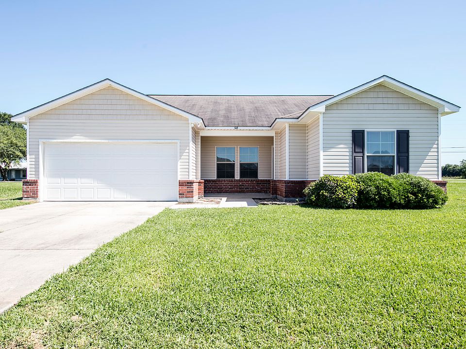 1st image of 108 Coles Creek Dr