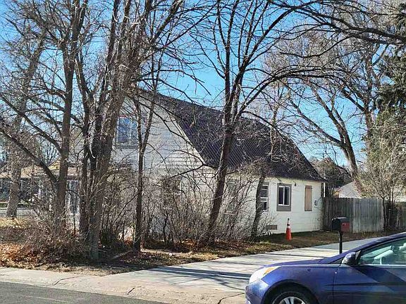 2nd image of 302 Turner St