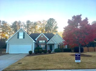 512 Hamlet Dr, Loganville, GA 30052