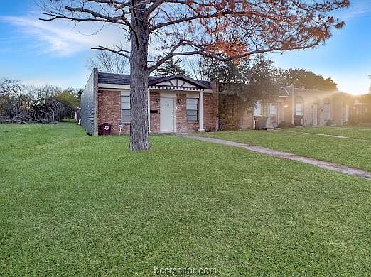 3rd image of 1601 Welsh Ave