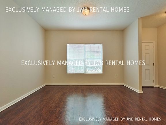 5th image of 6375 Woodman Dr