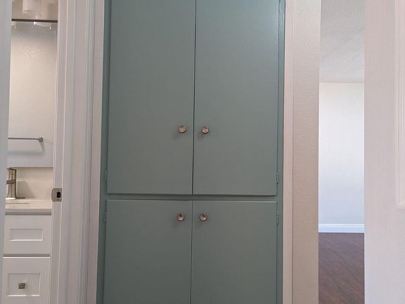5th image of 2413 58th St