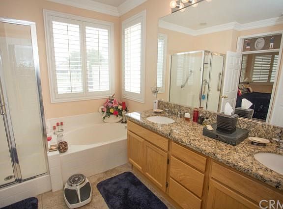 4th image of 29213 Hidden Lake Dr