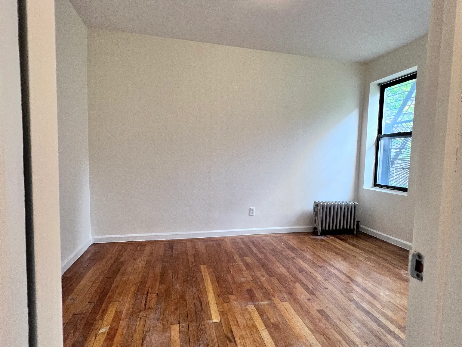 565 West 188th Street — Photo 2