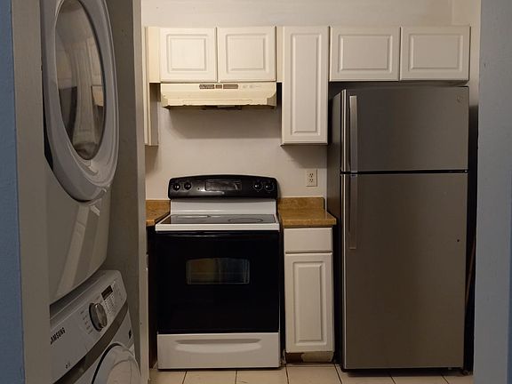 2nd image of 10984 Royal Palm Blvd