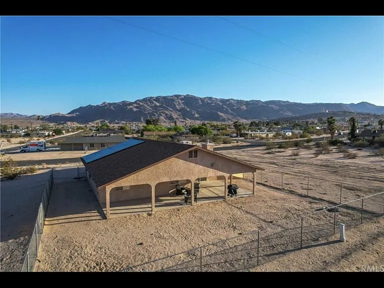 73596 Buena Vista Dr — Photo 33