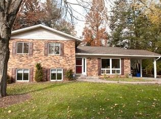 16804 Bethayres Rd, Derwood, MD 20855