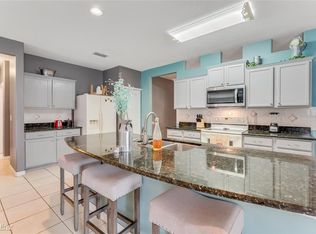 2856R Briar Park Dr, Orlando, FL 32833