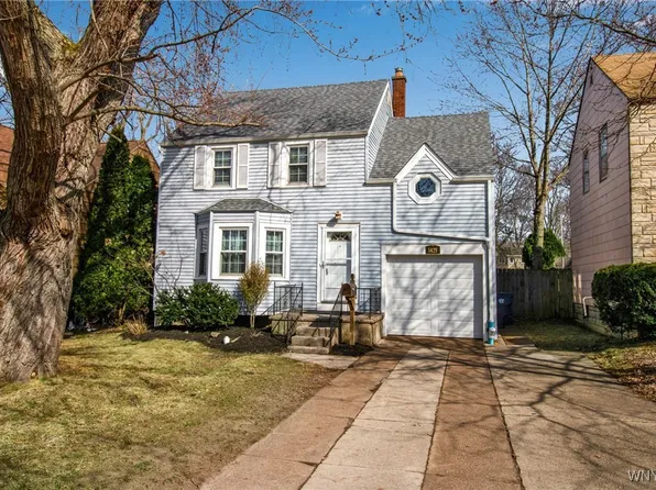 1421 Eggert Rd, Amherst, NY 14226
