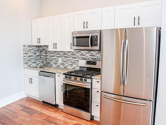 2nd image of 1027 E Montgomery Ave #B2