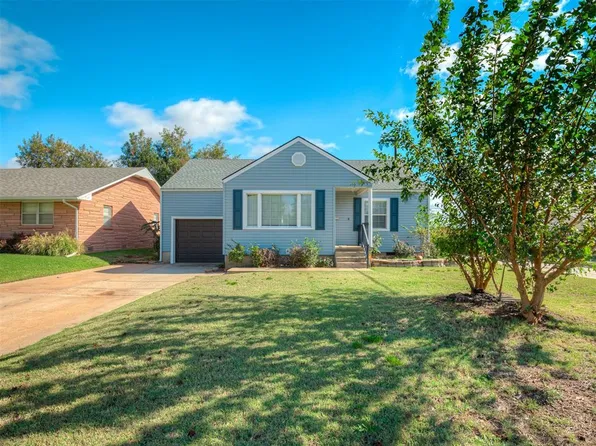 1123 S 7th St, Kingfisher, OK 73750