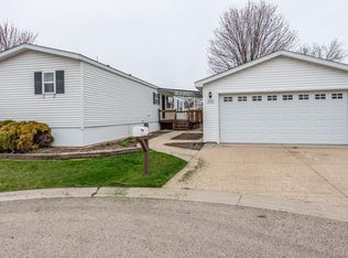 3108 Patricia Ln, Park City, IL 60085