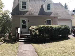2726 Robins St, Endwell, NY 13760