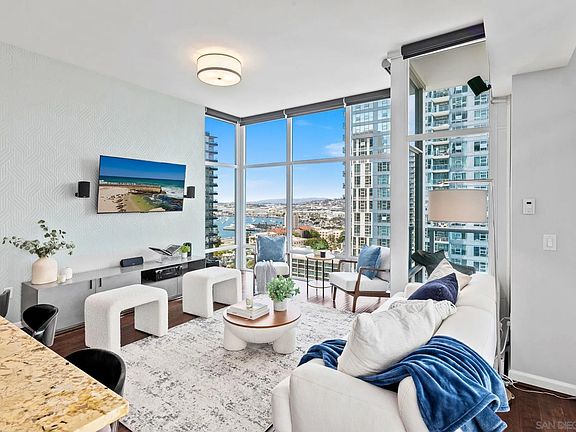 3rd image of 1262 Kettner Blvd Unit 2002