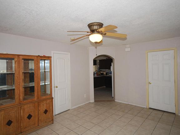 5th image of 6127 Cyonus Ave NW