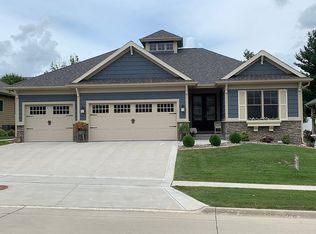 1103 Eagle Creek Blvd SW, Altoona, IA 50009