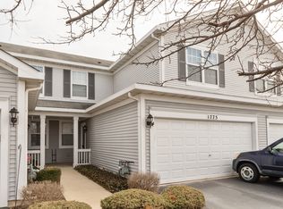 1775 S Wentworth Cir, Romeoville, IL 60446