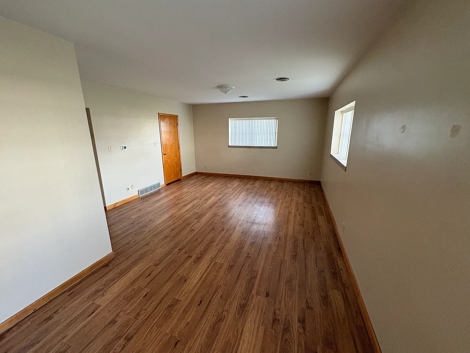 402 W Park Ave — Photo 1