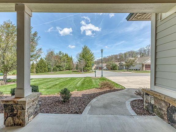 3rd image of 51 Quail Ridge Way