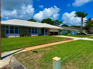 111 Timber Run W, Riviera Beach, FL 33407